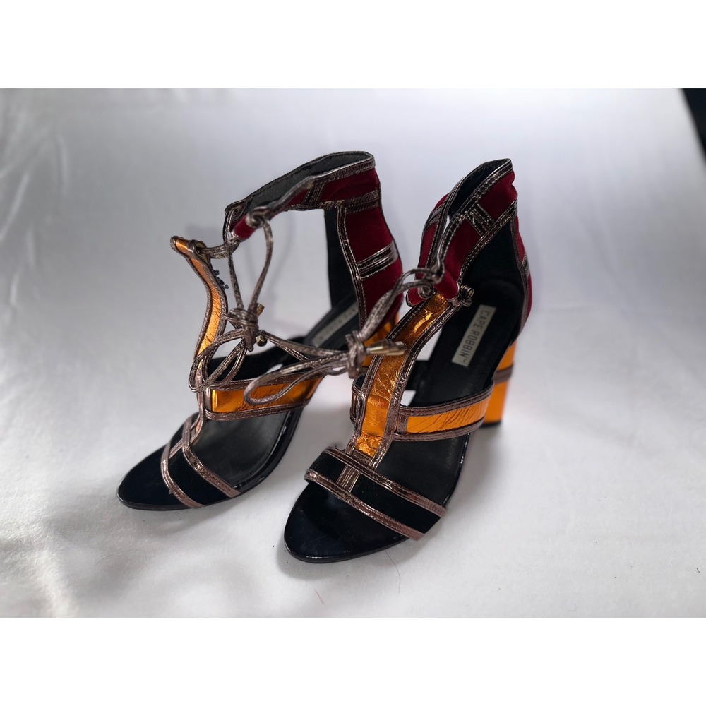 Cape Robbin Maura Metallic Velvet Block Heel Lace Up Sandals Orange Burgundy 8.5